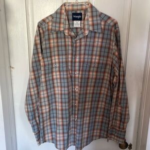 Wrangler pearl snap shirt
